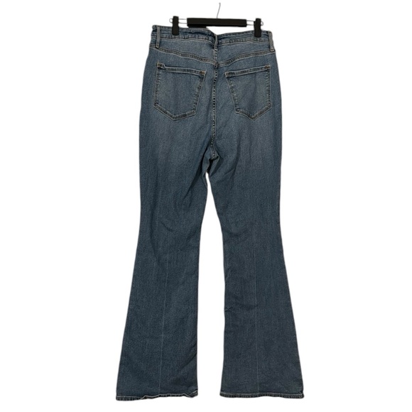 Old Navy Higher High Rise Flare Jeans Size 12 Light Wash Boho 90s 70s - Picture 2 of 7